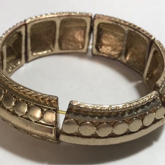 Vintage Gold Tone Metal Sectioned Stretch Bangle Bracelet - Picture 1 of 6